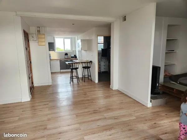 Appartement 73 m2 quartier des arènes vue dégagée
