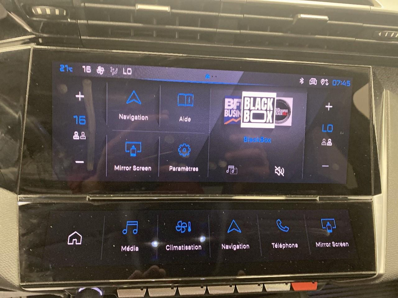 Peugeot 308 phev 180 e-eat8 allure pack — photo 13