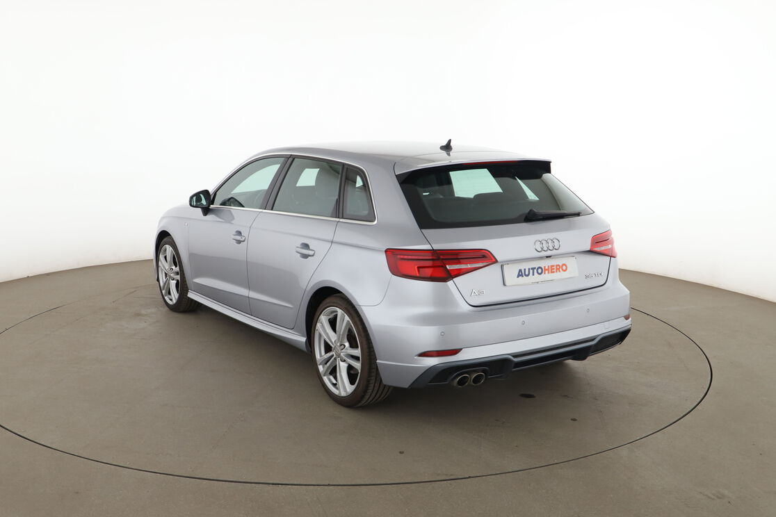 Audi A3 Sportback 35 TDI S Line S Tronic 7 — photo 3