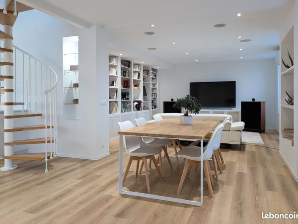 Appartement dans maison Toulousaine en petite copropriété