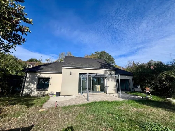 Maison de plain-pied 5 pièces 90 m²
