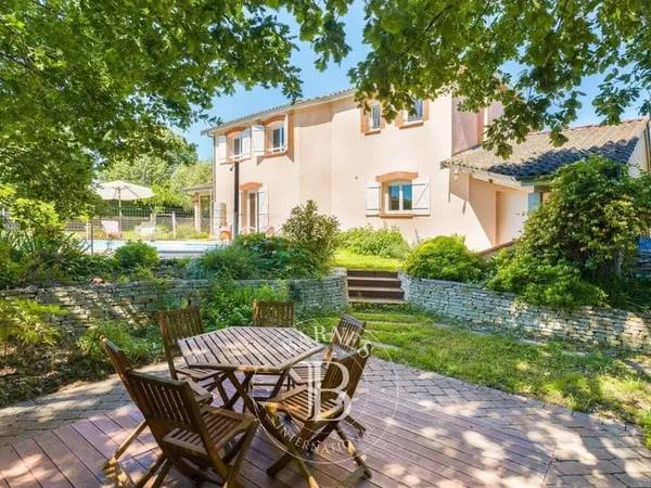 Maison 179 m²