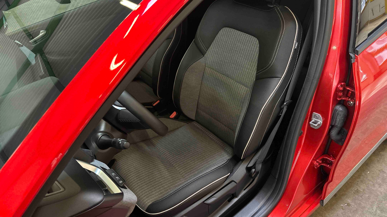 Renault Clio TCe 90 ch GSR2 — photo 27