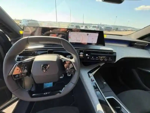 Peugeot 3008 electrique 210 ch 73 kwh — photo 12