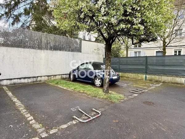 Parking Sécurisé - centre ville - à vendre