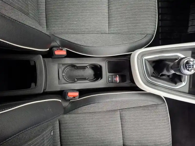 Renault Clio tce 90 — photo 30