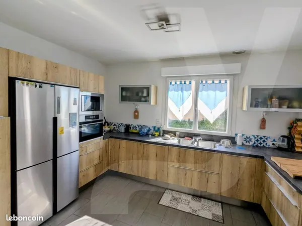 Maison 6 pièces 131 m²