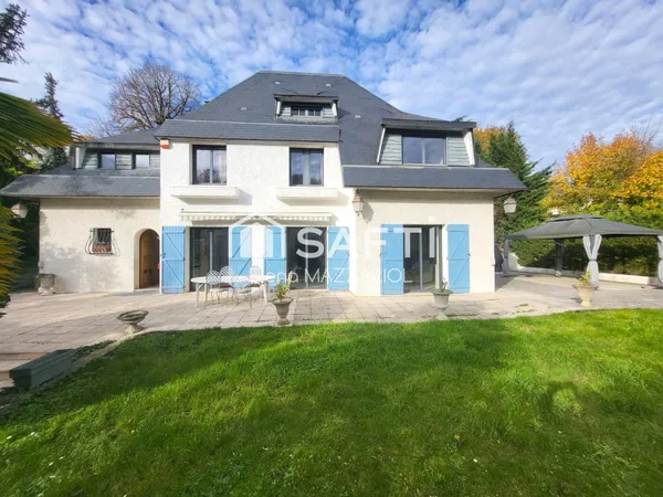 MAISON 4 CHAMBRES ET SOUS-SOL TOTAL CHAUFFE