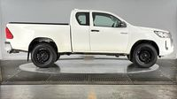 Toyota Hilux 2.4 D-4D 150ch X-Tra Cabine LeCap 4WD RC23 — photo 4