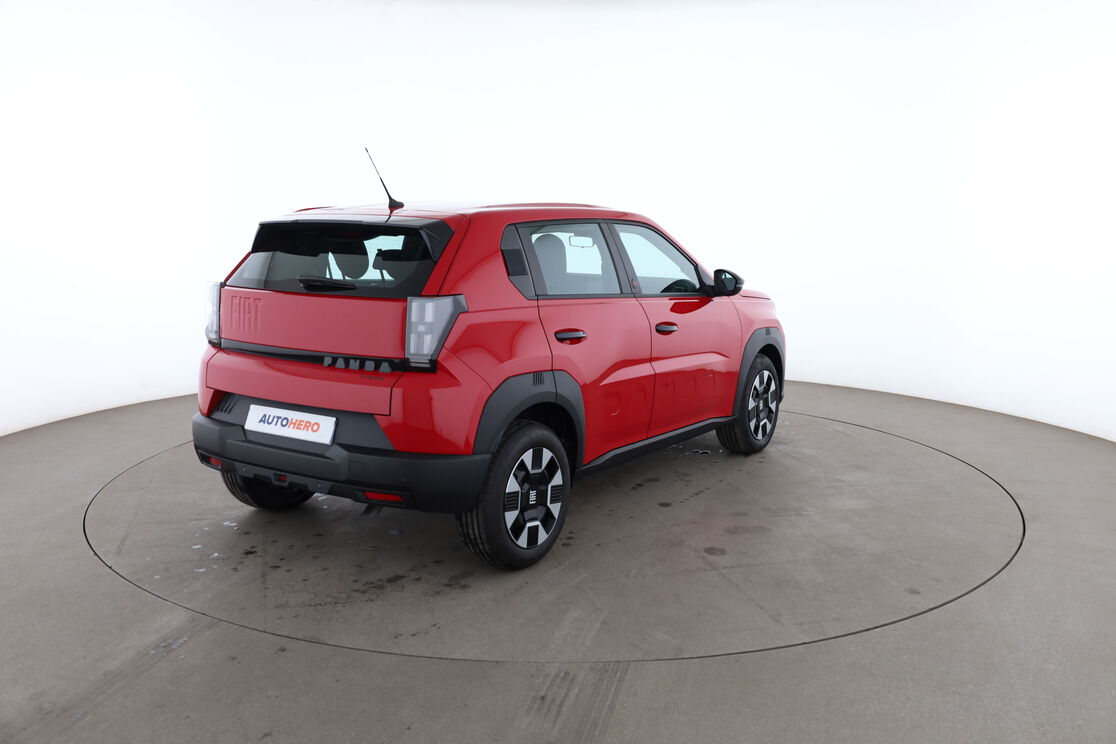 Fiat Grande Panda 1.2 Hybrid Turbo Pop eDCT6 — photo 5