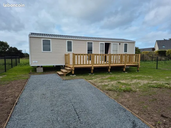 Chalet et terrain à vendre 1km de la mer
