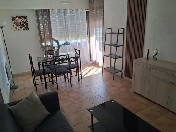 T2 NEUF MEUBLE 50m2 + BALCON dans Résidence gardiennée