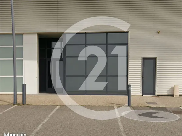 Boutique 140 m² PORTES LES VALENCE