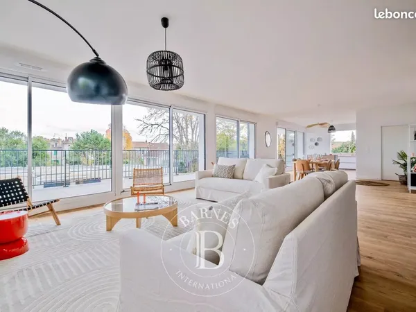Appartement 4 pièces 164 m²