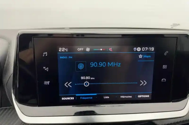 Peugeot 208 puretech 100 s&amp;s bvm6 — photo 112