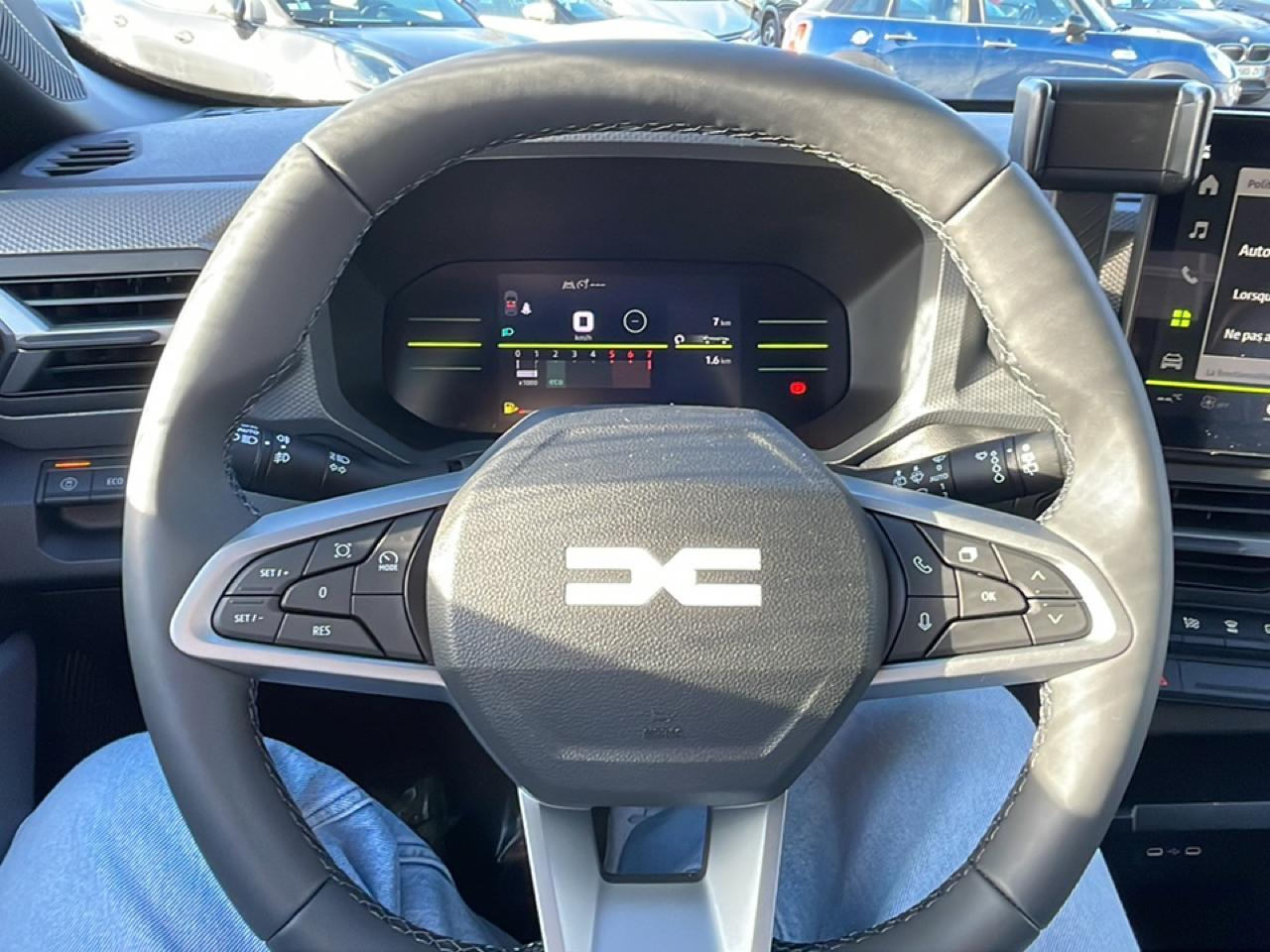 Dacia Duster — photo 14