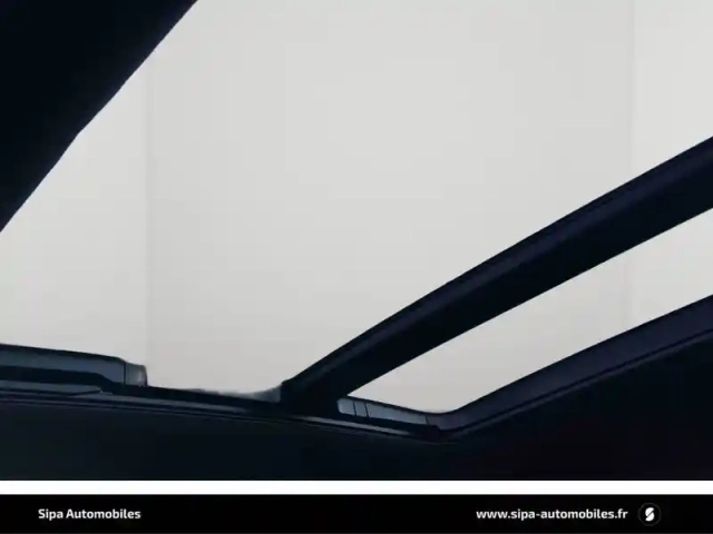 Honda Civic "e":hev 2.0 i-mmd — photo 19