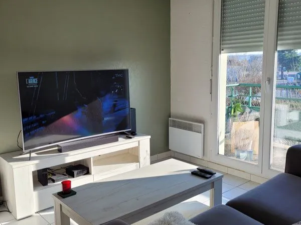 Appartement 2 pièces avec beau balcon