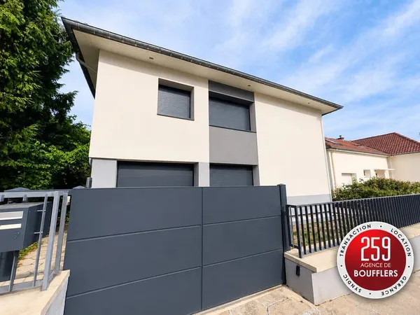 APPARTEMENT 5 PIECES AVEC GARAGE ET JARDIN NANCY