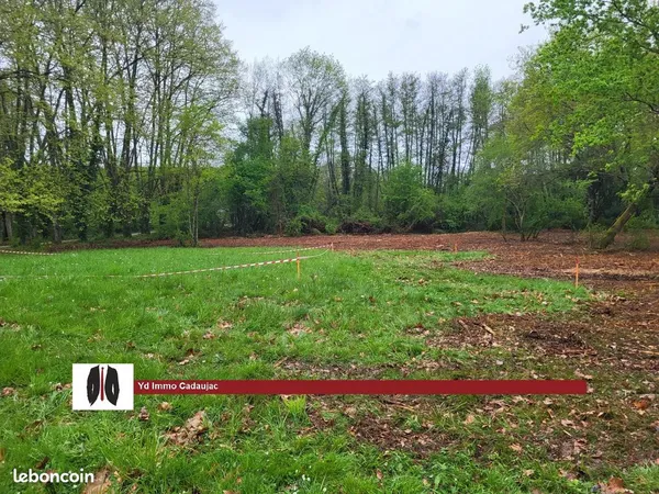 Terrain 700 m² Martillac