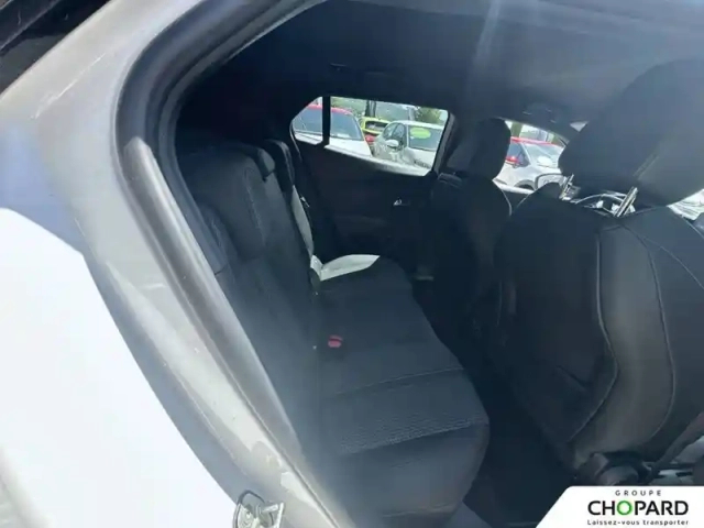 Peugeot 2008 electrique 136 ch — photo 20