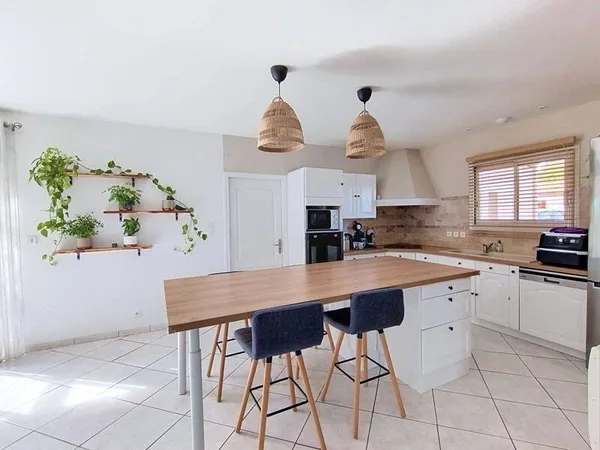 Maison 6 pièces 163 m²