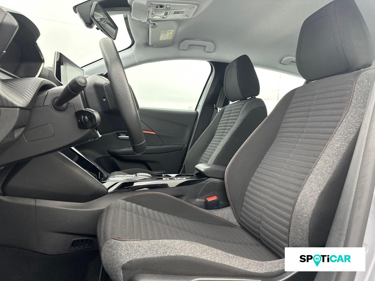 Peugeot 208 e-208 136ch active pack — photo 9