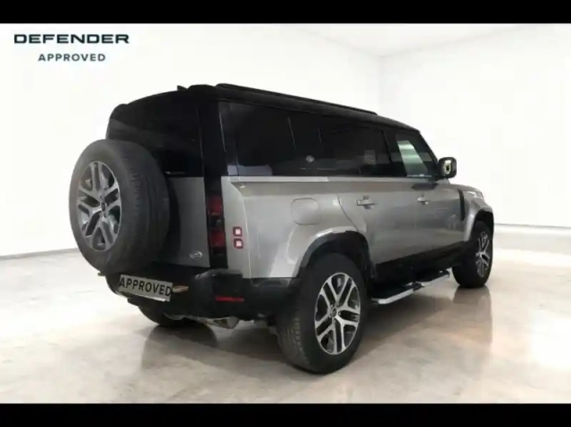 Land Rover Defender 110 2.0 p400e x-dynamic se — photo 2