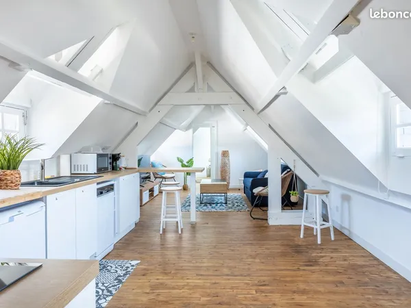 T2 meublé rénové 60 m² Vannes intra-muros