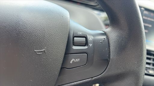 Peugeot 208 1.6 BlueHDi 75 - Active – 2018 – 123283 km – Diesel – Boîte Manuelle — photo 8