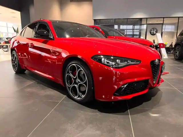 Alfa Romeo Giulia 2.2 160 ch at8 — photo 65