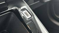Peugeot 208 1.2 100ch S&S Style — photo 18