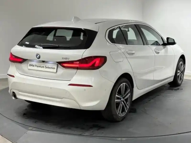 Bmw Serie 1 série 1 116ia 109ch business design dkg7 — photo 3
