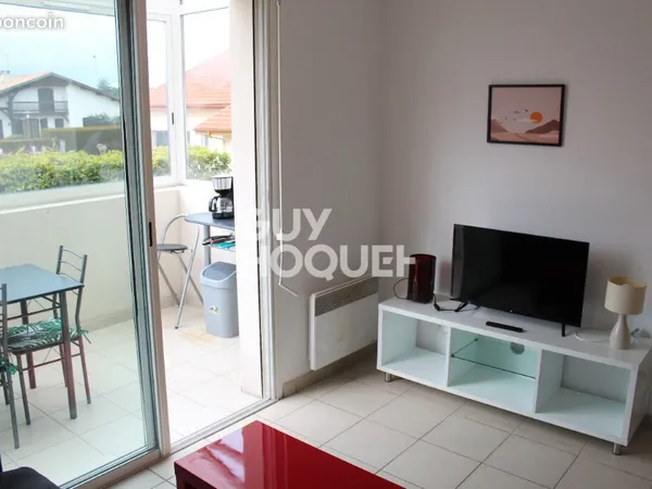 Studio 1 pièce 29 m²