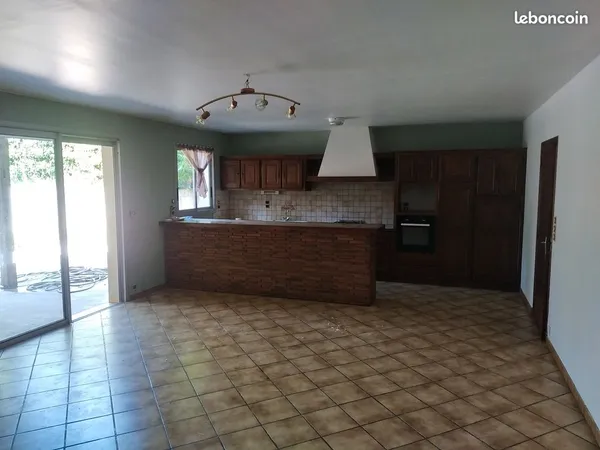 Maison 5 pieces 140 m² à louer