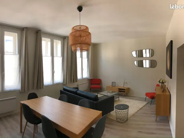 Location meublée 2 grandes chambres 78 m² - Vieux-Lille