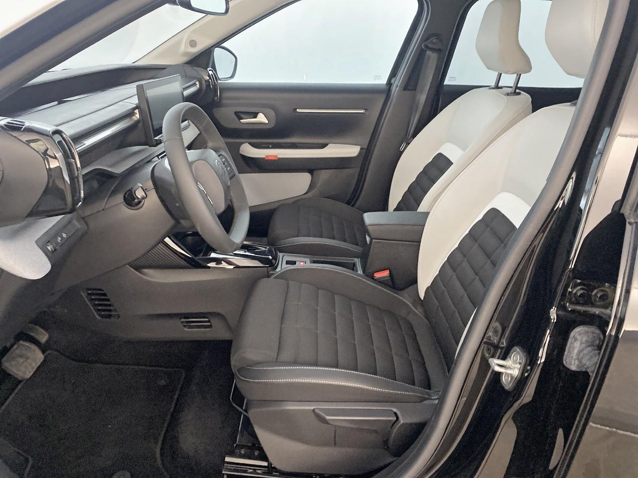 Citroën C3 Aircross hybride 145 ch aut max — photo 9