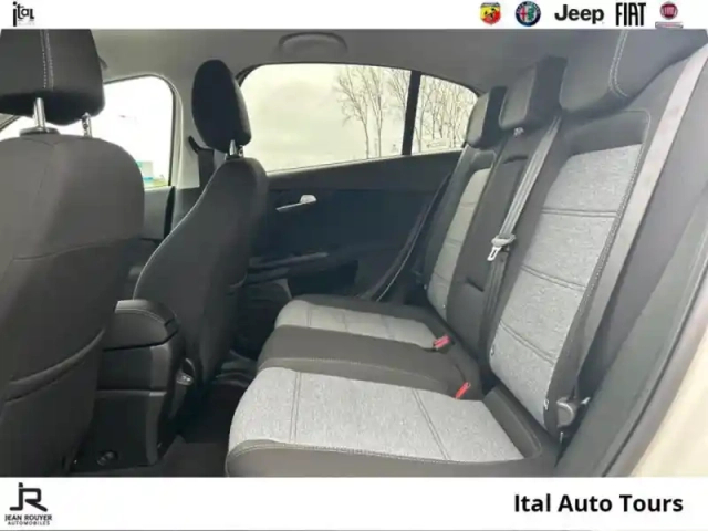 Fiat Tipo cross 1.6 multijet 130ch s/s plus my22 — photo 10