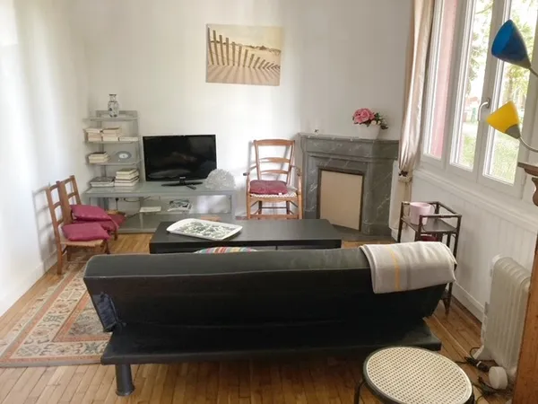 À louer, Appartement meublé T3 à Cahors avec terrasse.