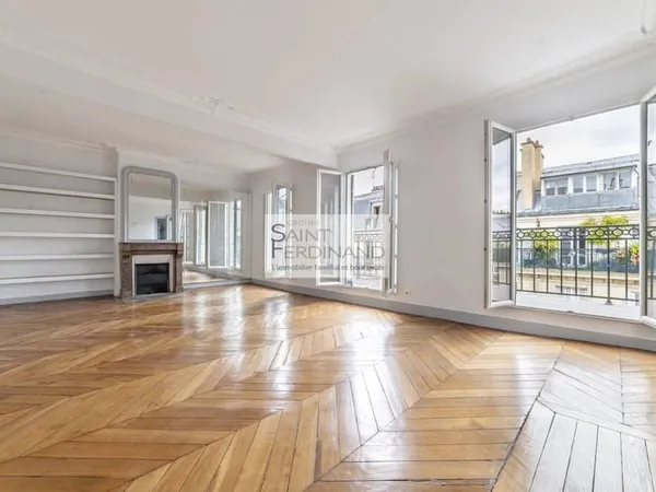 Appartement 6 pièces 174 m²