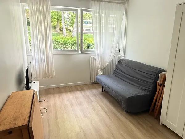 Studio meublé 15m² proche de Paris