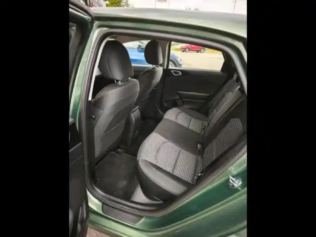 Kia Ceed 1.0 t-gdi 100ch active my25 — photo 11