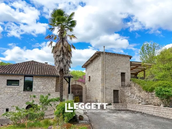 Maison 67 pièce(s), CASTELNAU MONTRATIER-SAINTE ALAUZIE