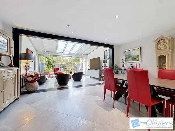 Maison Vente Voisins-le-Bretonneux 6p 120m² 575000€