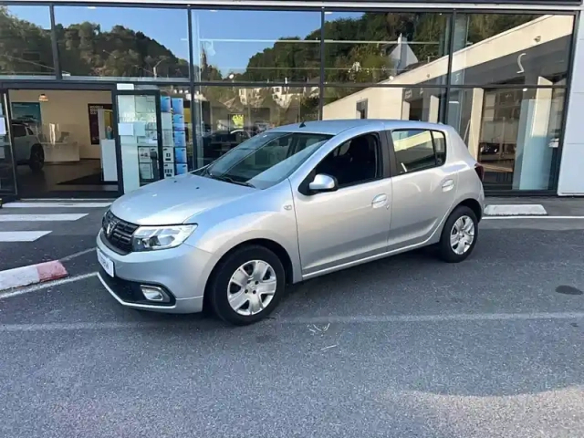 Dacia Sandero blue dci 95