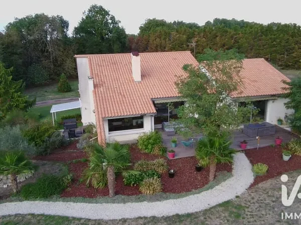 Maison 5 pièces 194 m²
