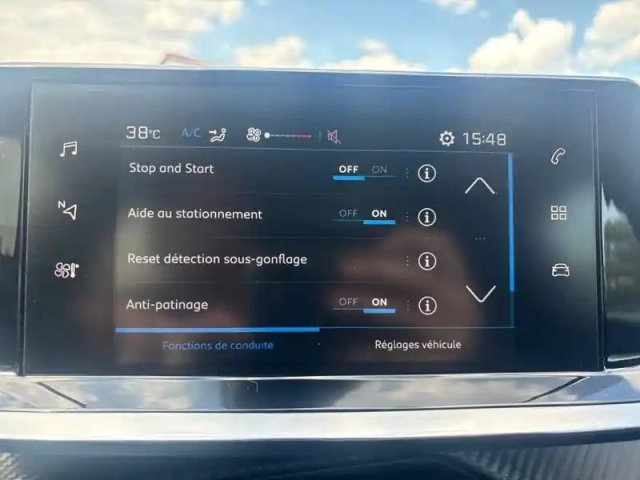 Peugeot 208 puretech 75 s&amp;s bvm5 — photo 15