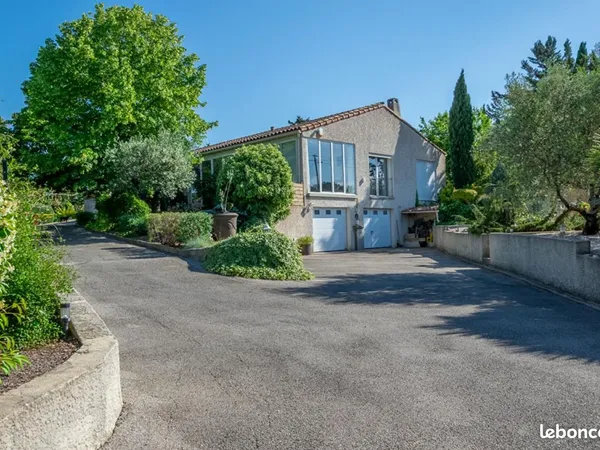Maison 4 pièces 150 m²