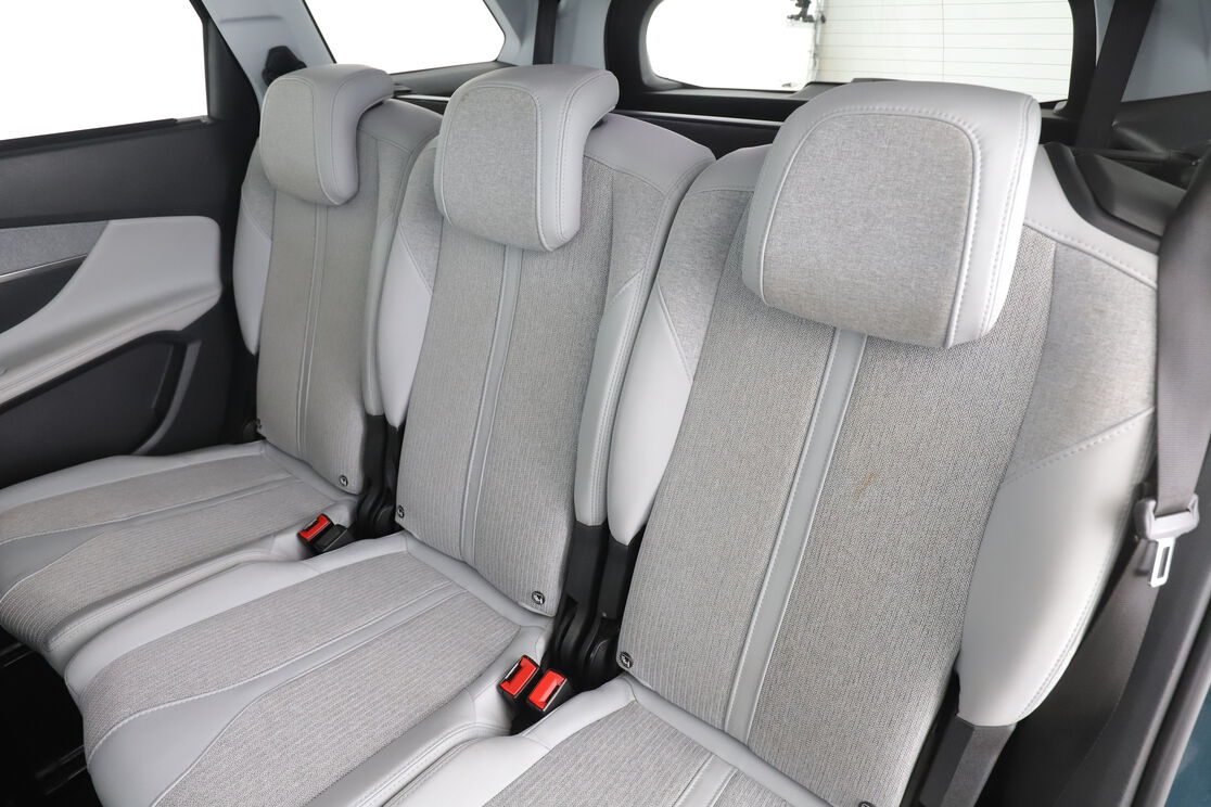 Peugeot 5008 1.2 PureTech Allure — photo 13