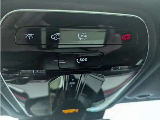 Mercedes Classe E berline 300 de hybrid eq amg line — photo 31
